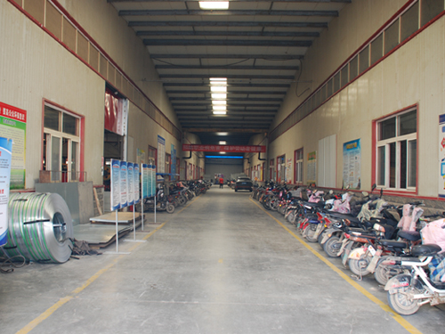 現代化綠色環保生產車間